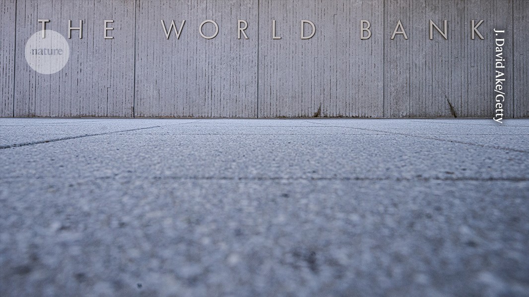 Investigación: El Banco Mundial abre su código y datos