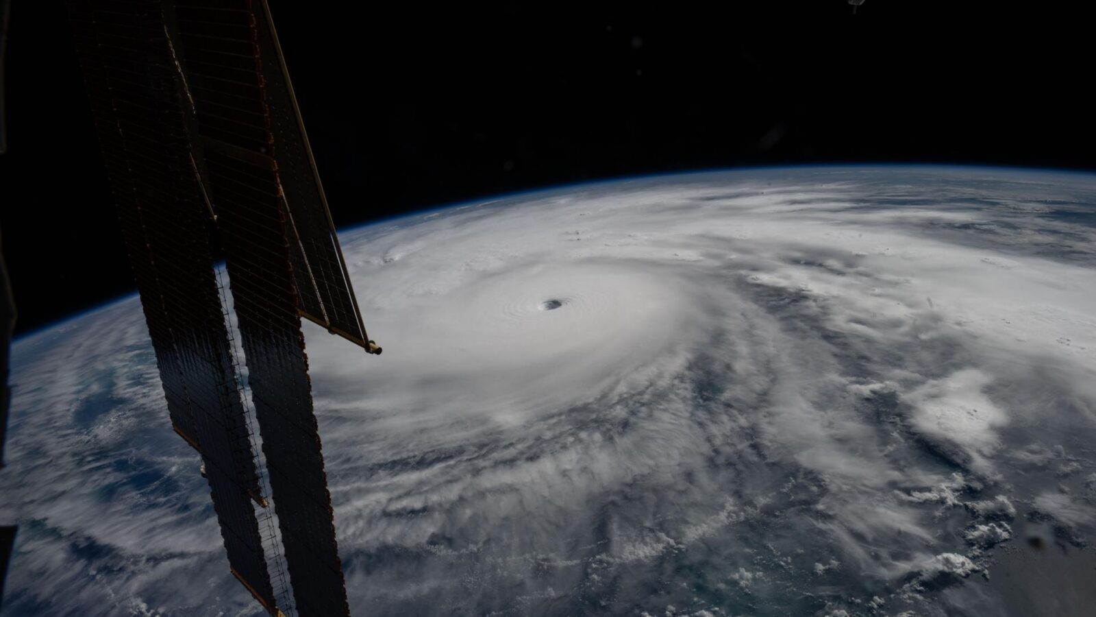Espacio: dos satélites miden el mar durante El Niño