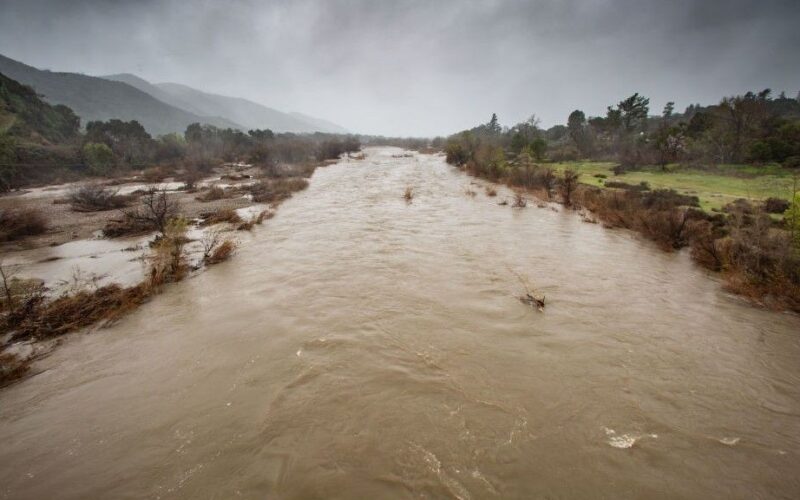 Clima: el calor del Tíbet, detrás de las lluvias récord de California