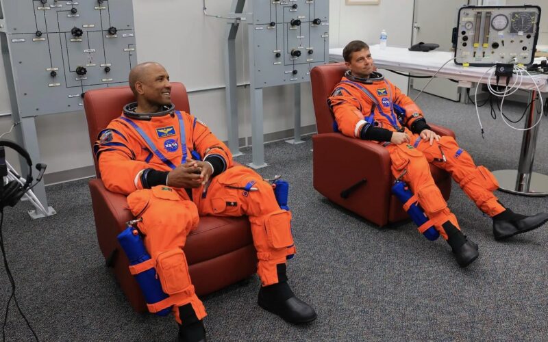 Espacio: el comandante y el piloto de Artemis II pasan a «emérito»