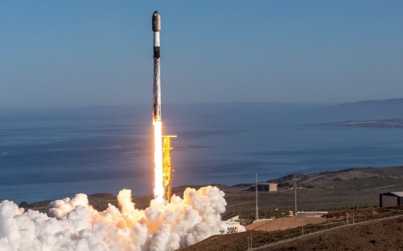 Espacio: SpaceX prepara otro lanzamiento militar clasificado