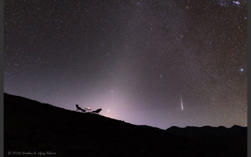 Espacio: la luz zodiacal sobre el cielo de Ladakh