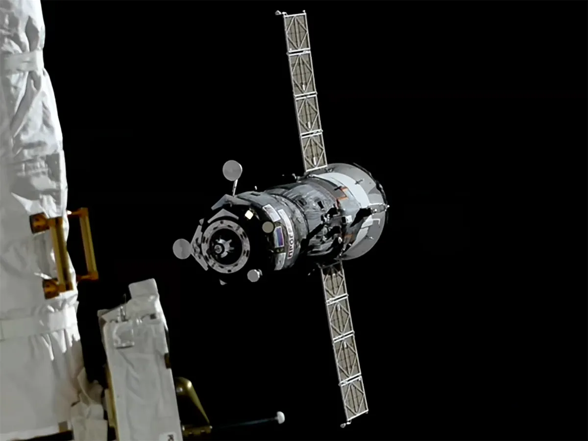 Espacio: la Progress 96 se acopla a la Estación Espacial