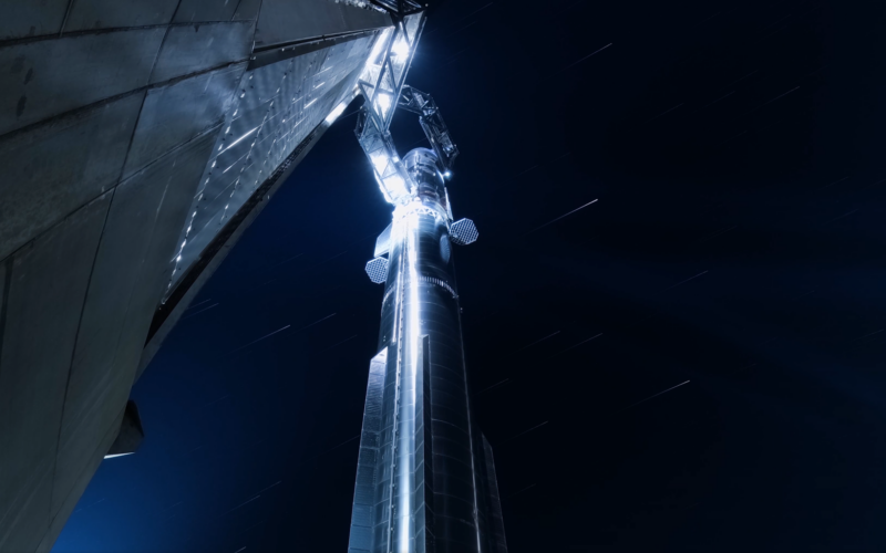 Espacio: SpaceX apila la Starship que intentará llegar a la órbita