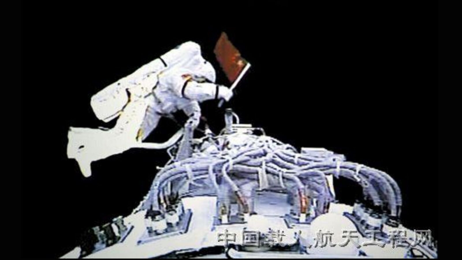 Espacio: Shenzhou 7 abrió la puerta al primer paseo espacial chino