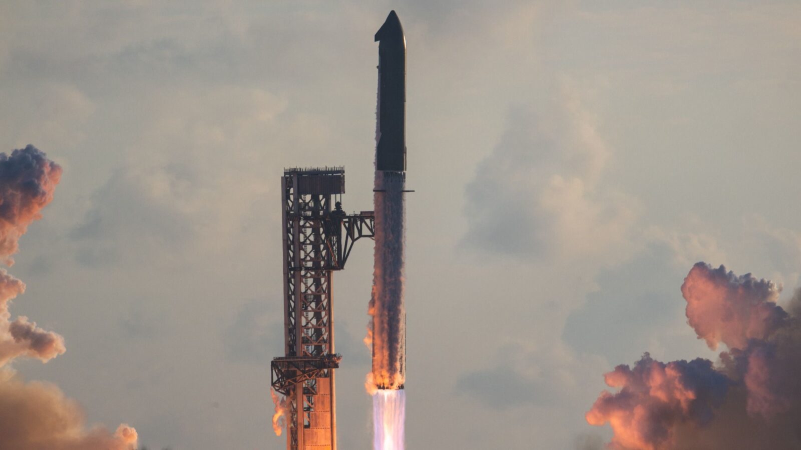 Espacio: Starship alcanza órbita y termina en explosión
