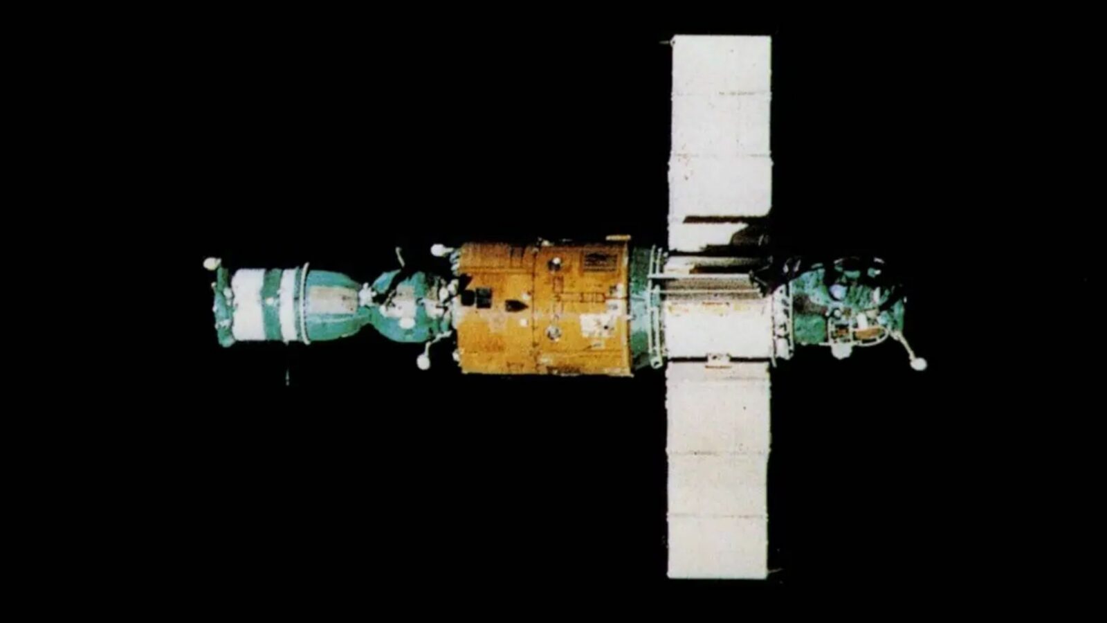 Espacio: Salyut 6 abrió paso a largas estancias orbitales