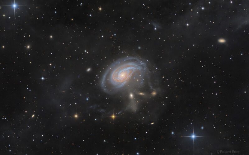 Espacio: Arp 78 y su enorme brazo espiral