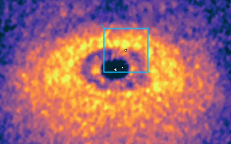 Espacio: ALMA retrata cómo dos planetas moldean su entorno