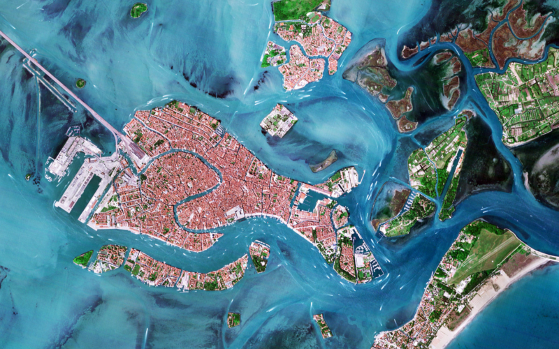 Clima: El azul de Venecia visto desde órbita