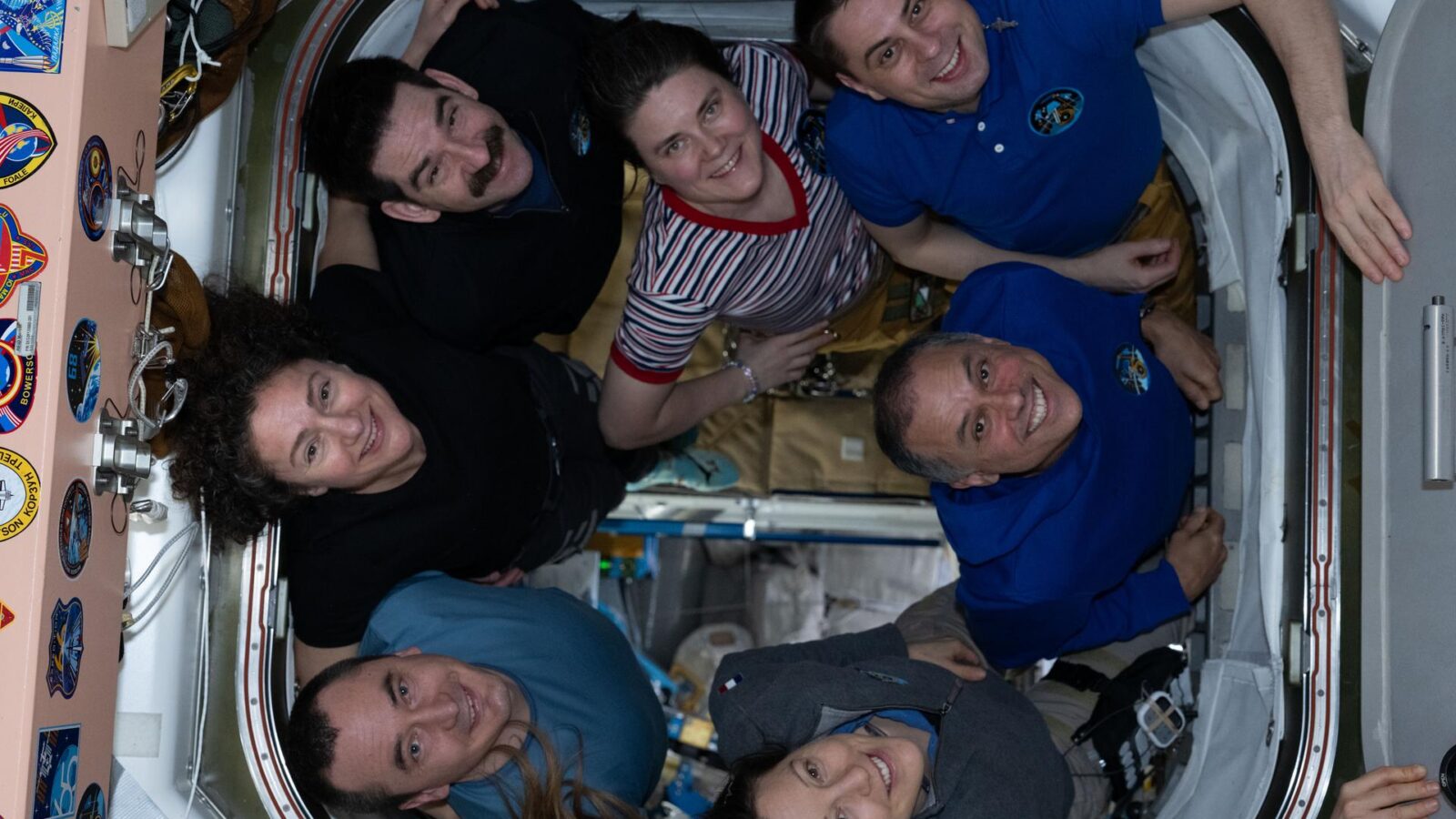 Espacio: La estación se prepara para recibir Crew-13