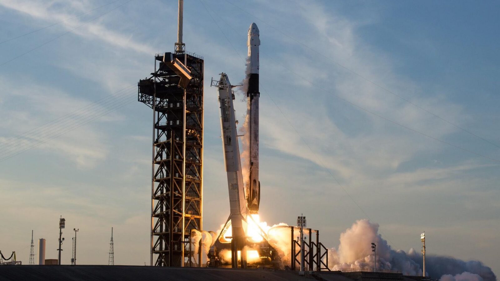 Espacio: SpaceX prepara tres lanzamientos en 13 horas