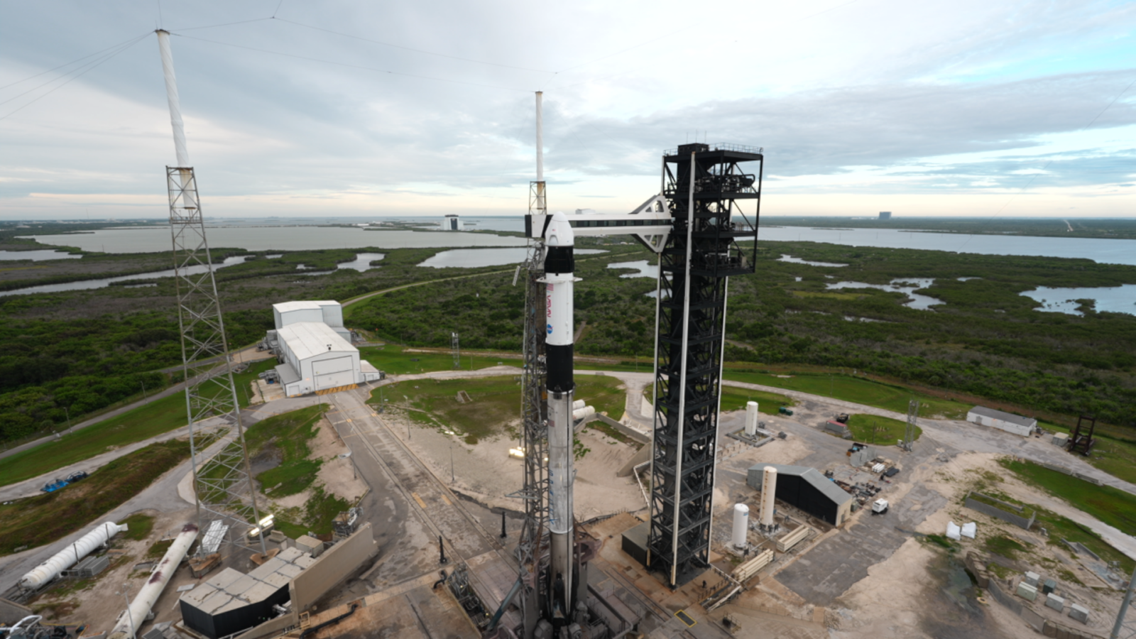 Espacio: Dragon recibe luz verde para lanzar Crew-13
