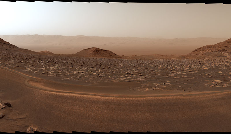 Espacio: Curiosity mira atrás desde un kilómetro de altura