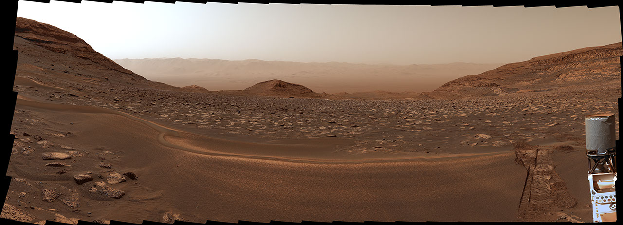 Espacio: Curiosity mira atrás desde un kilómetro de altura