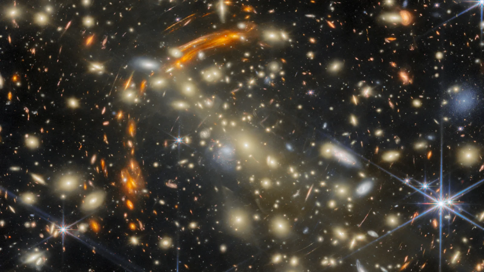 Espacio: Galaxias lejanas en una casa de espejos