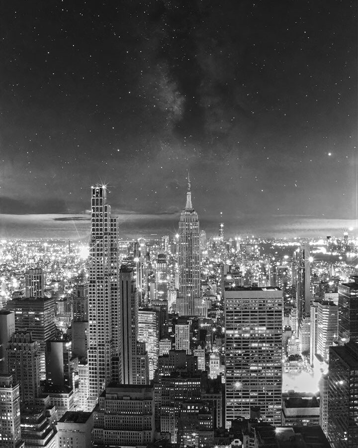 Espacio: La Vía Láctea sobre Manhattan, en infrarrojo