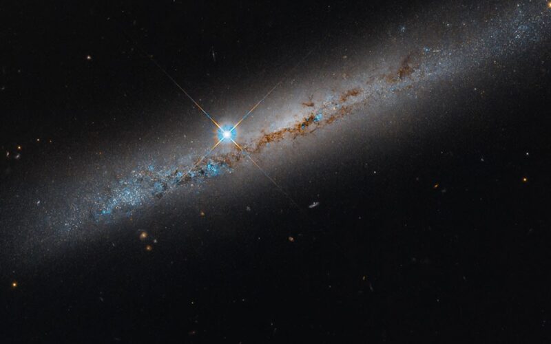 Espacio: El Hubble retrata una espiral de canto