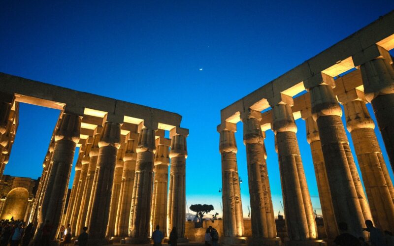 Espacio: Un eclipse oscurecerá los templos del antiguo Egipto