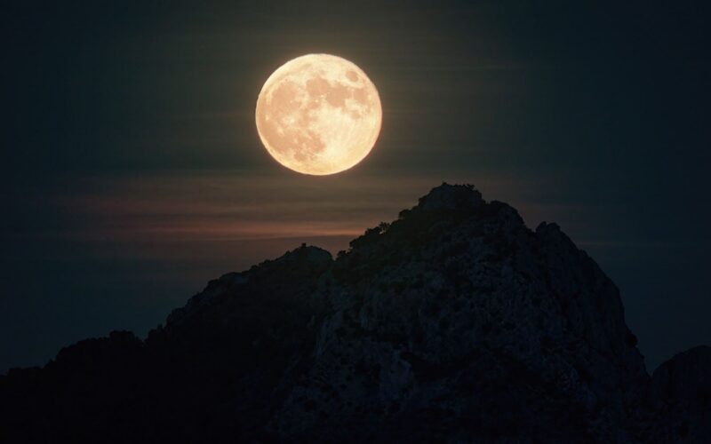 Espacio: Dos noches para ver la Luna del Cazador