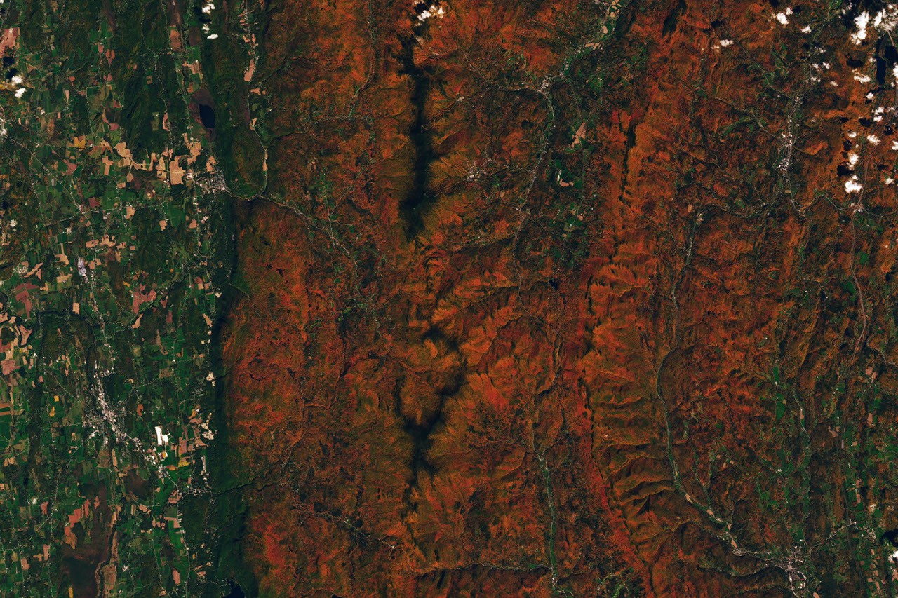 Ecología: PACE sigue los colores del otoño desde órbita