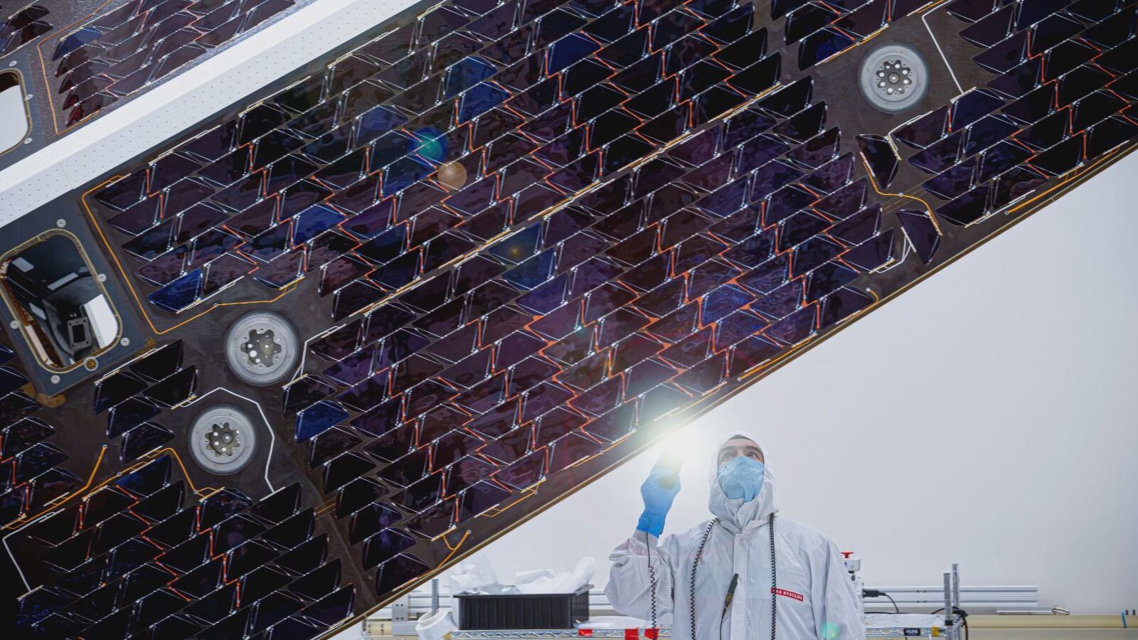 Espacio: Un parasol para buscar asteroides hacia el Sol
