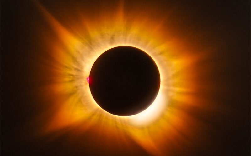 Espacio: La corona solar se volvió dorada