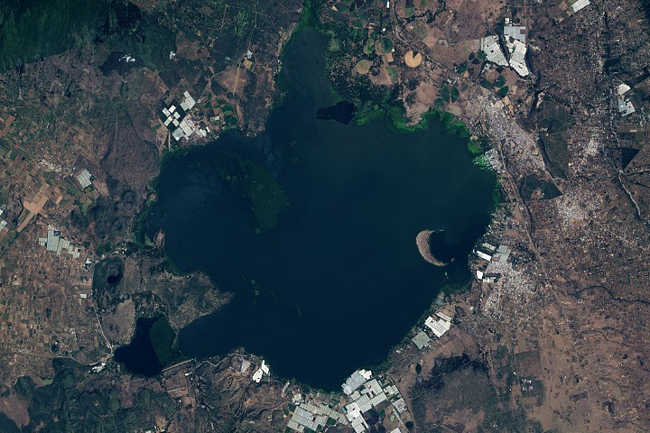 Tierra: El lago Naivasha avanza sobre Kenia