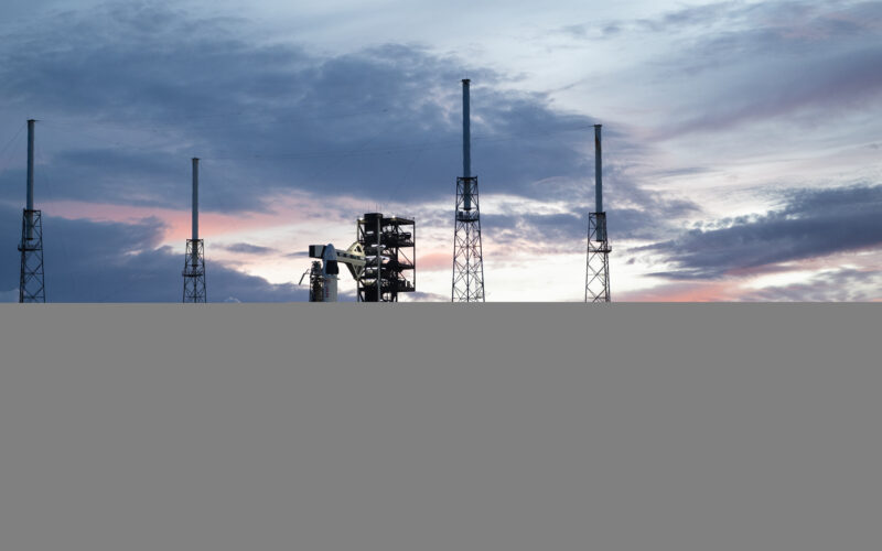 Espacio: Crew-13 prepara su despegue con el tiempo incierto